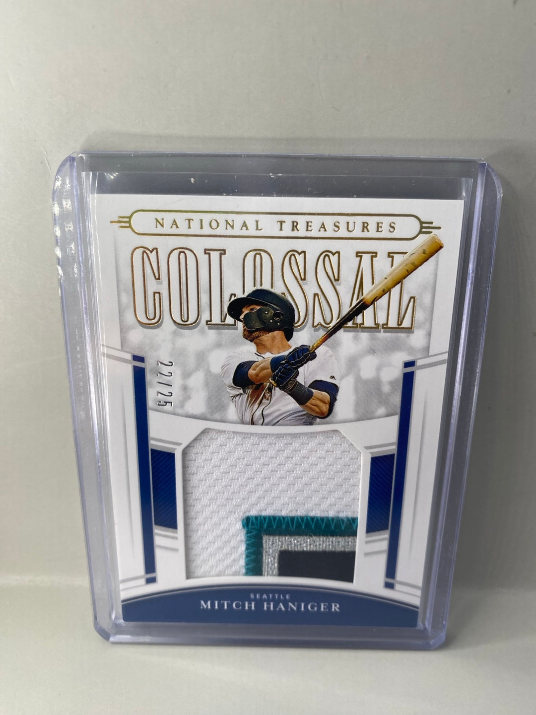 2020 Panini National Treasures Mitch Haniger Colossal patch CM-MH 22/25 front
