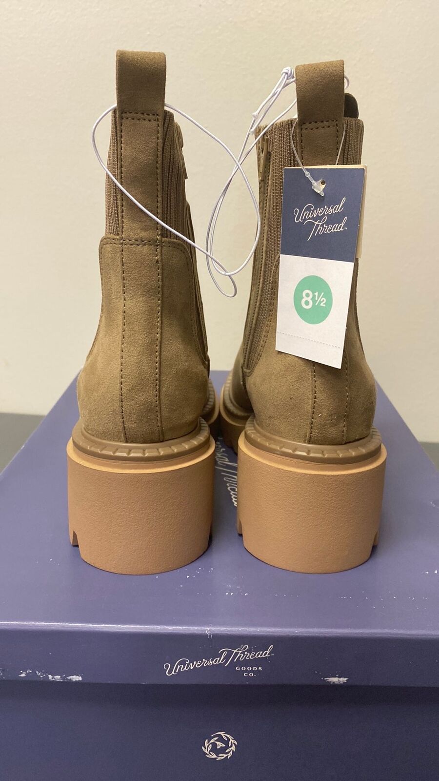 Size 8.5 Women's Kyrie Chunky Heel Ankle Sock Boots