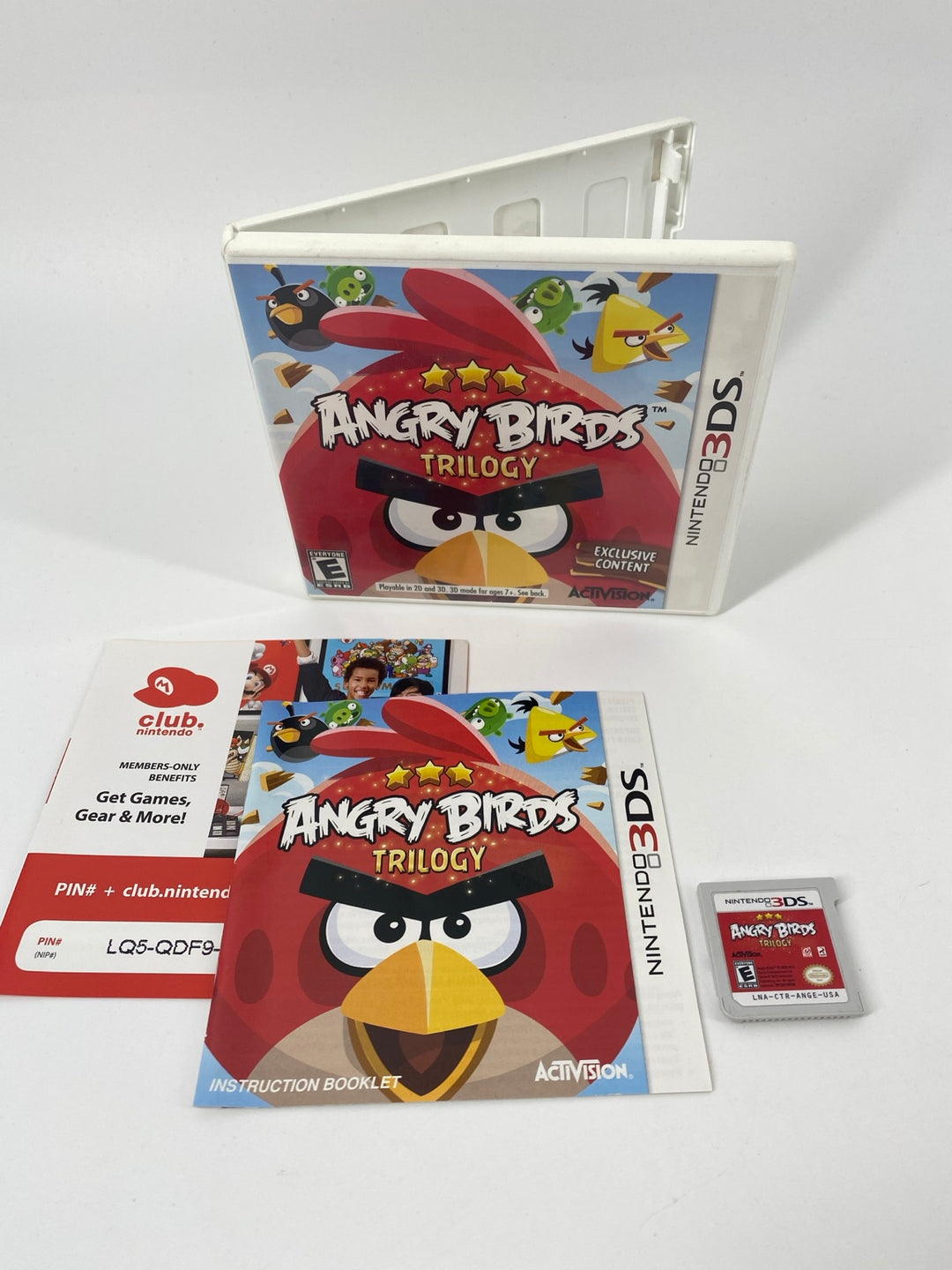Nintendo 3DS Angry Birds Trilogy complete with case manual inserts and cartridge
