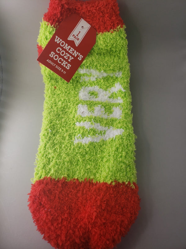 Adult Size 9-11  Women Cozy Socks Holiday Theme Very Merry 1 Pair