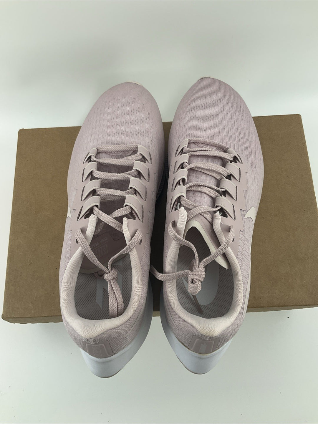 New Size 11 Womens Nike Air Zoom Pegasus 37 BQ9647-601 Champagne Rose White