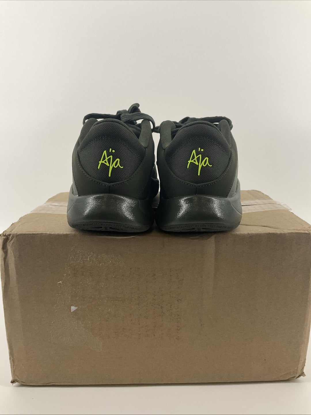 New Size 7.5 Women's Nike A'One Sequoia and Volt Color Way  FZ8605-301