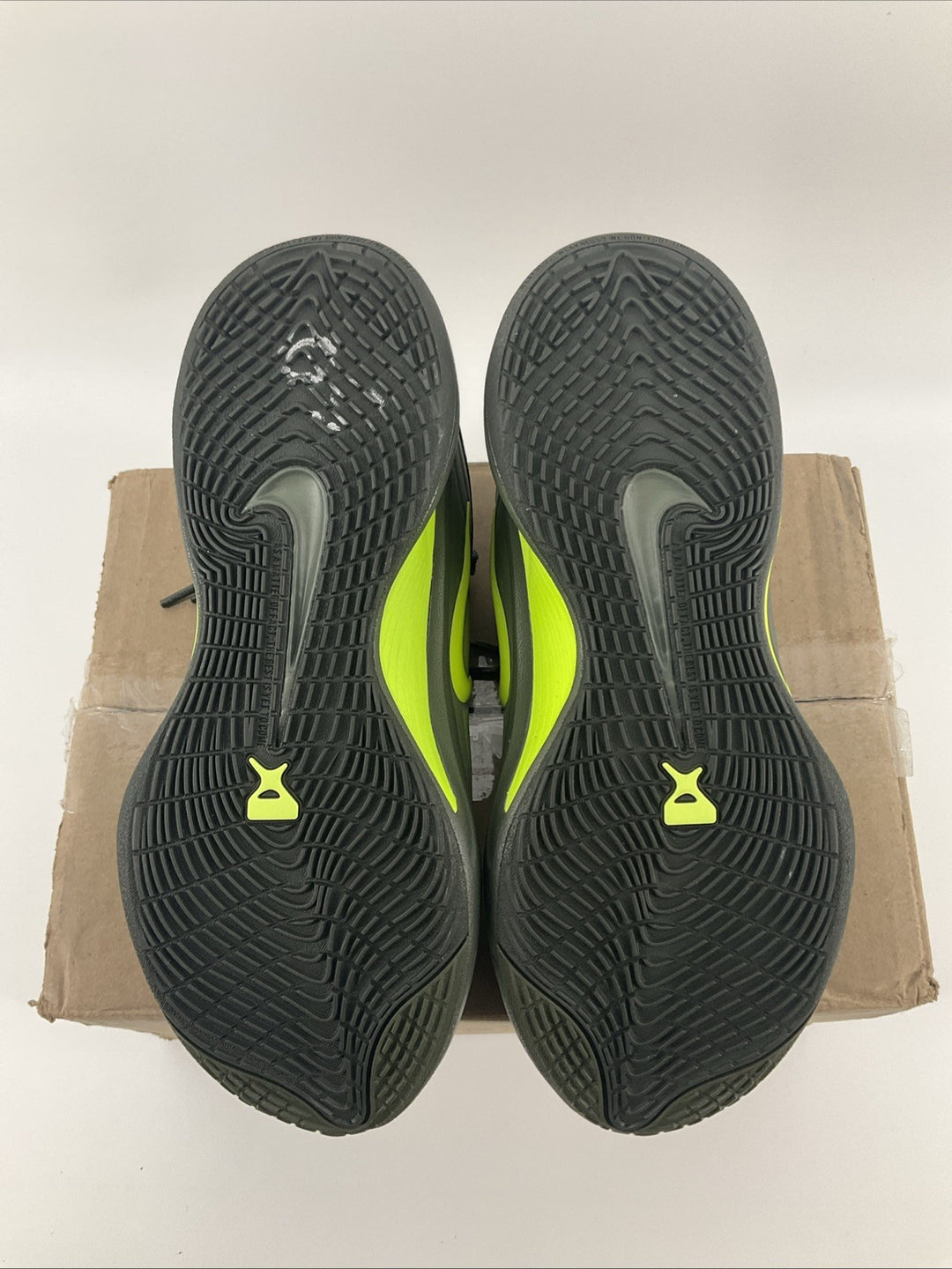 New Size 7.5 Women's Nike A'One Sequoia and Volt Color Way  FZ8605-301