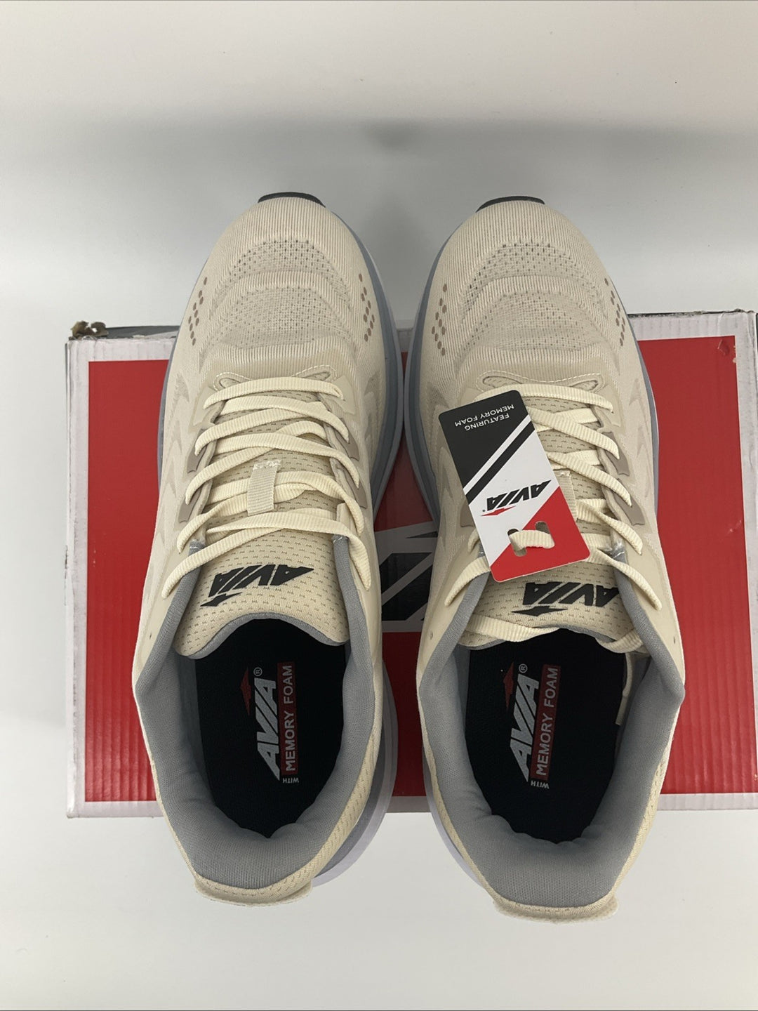 New  Size 8.5 Men Avia Avi-Move In Birch AA50247MC