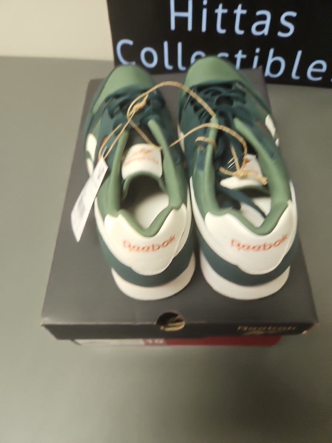 NEW Size Men 10 Women 11.5 Reebok Unisex Ultra Flash  (Green/Chalk) Shoes