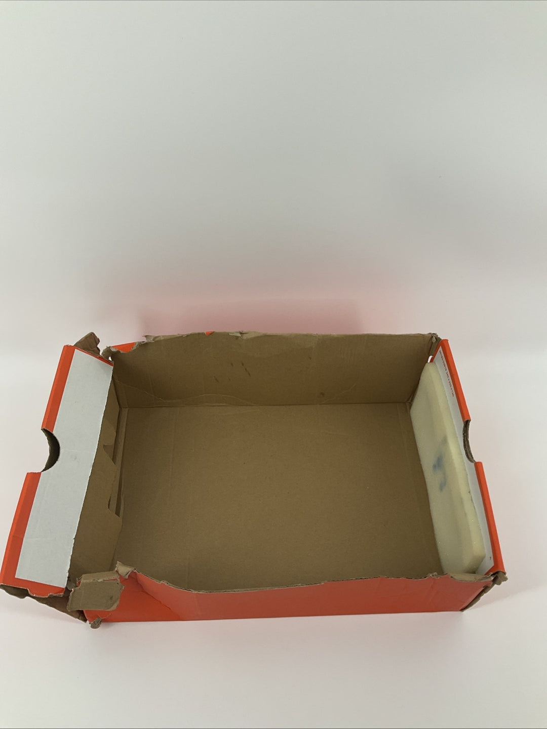 New Size 11.5 Men's Nike Quest 5  Damaged Box DD0204-005