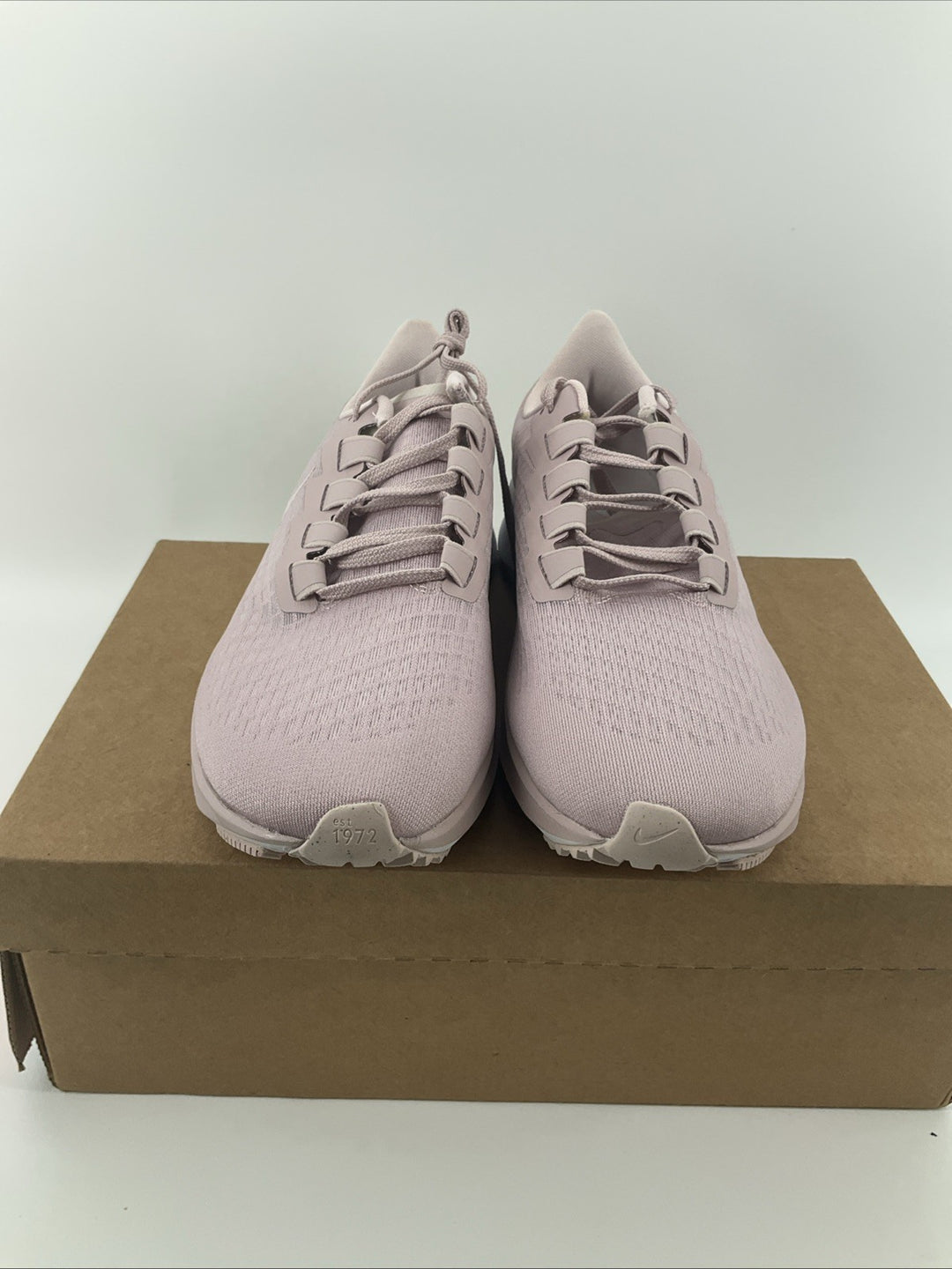 New Size 11 Womens Nike Air Zoom Pegasus 37 BQ9647-601 Champagne Rose White