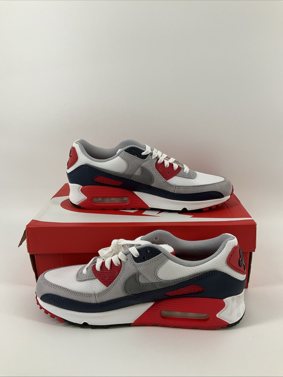 New Size 8.5 Men Nike Air Max 90 Mens  DM0029-117