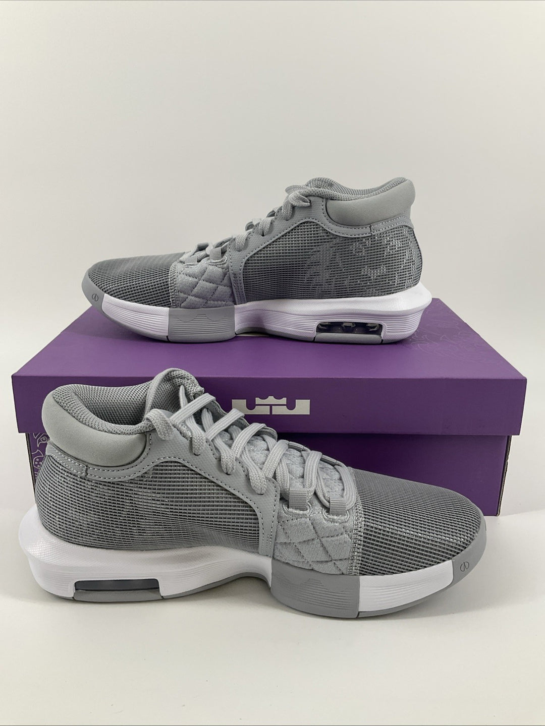 New Size 8 Men's Nike LeBron Witness Viii TB  Wolf Grey FB9944-001