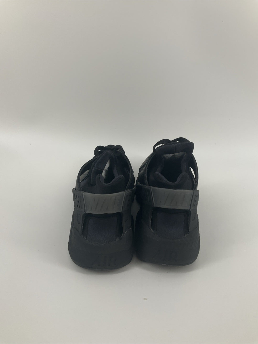 New Size 7 Women's Nike Air Huarache Box No Lid Black DH4439-001