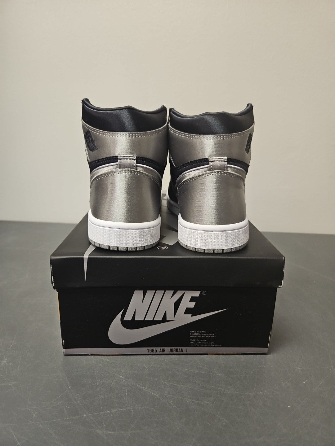NEW Size 8 Women's Nike Air Jordan 1 Retro High OG Satin Shadow (FD4810-010)
