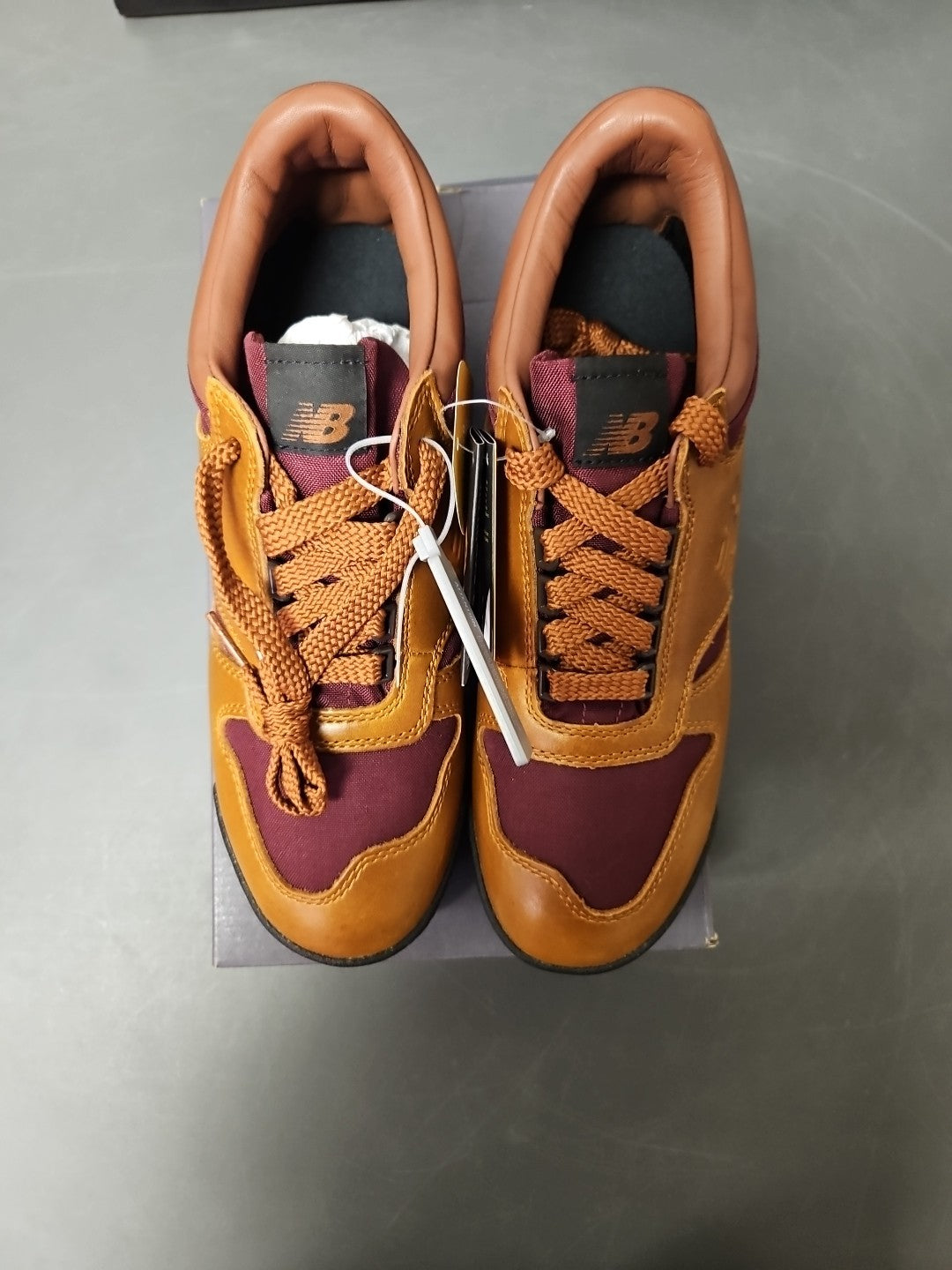 New Size 8 Men 9.5 Women New Balance Rainier Low - UALGSOG  Shoes Brown Red