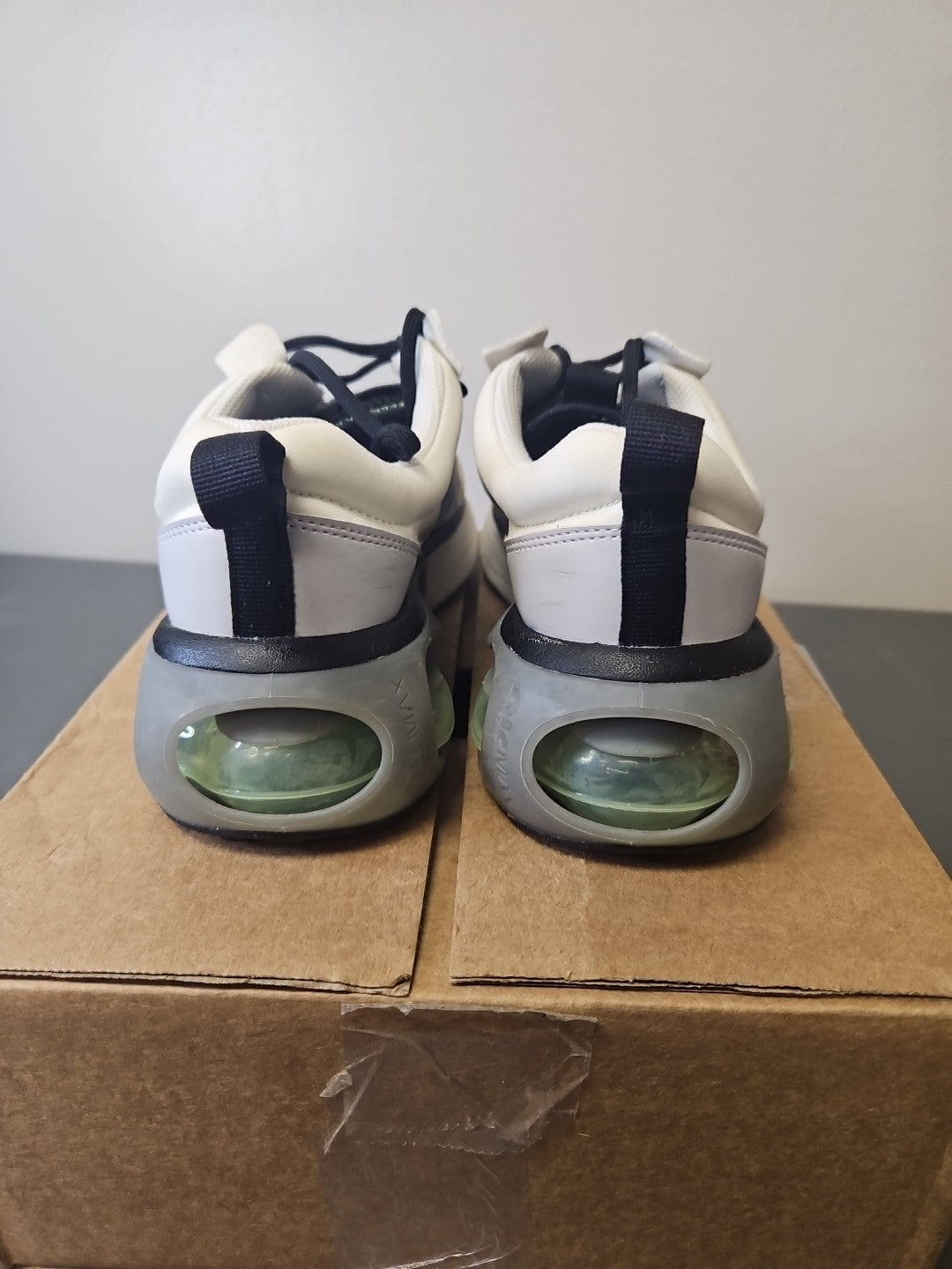 Size 6.5 Youth Nike Air Max 2021 GS Summit White Volt Photon Dust DA3199-102
