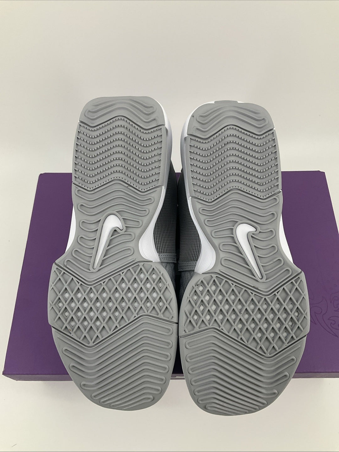 New Size 8 Men's Nike LeBron Witness Viii TB  Wolf Grey FB9944-001