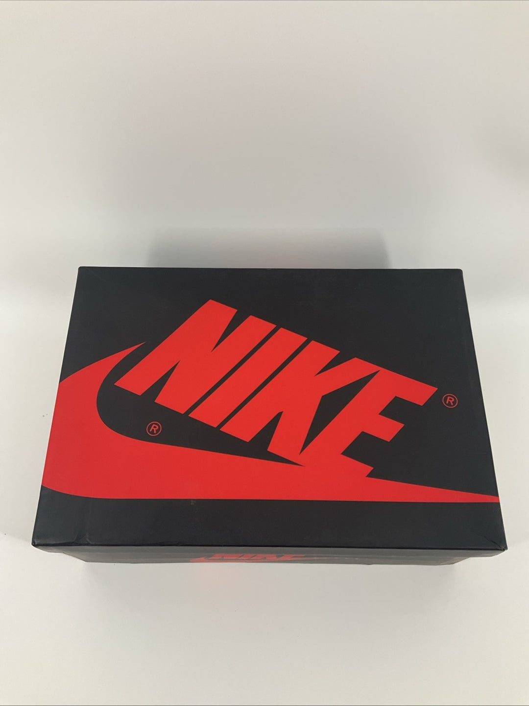 Pre-Owned Size 7 Men Nike Air Jordan 1 Retro High OG Shoes Grey Black 575441-035