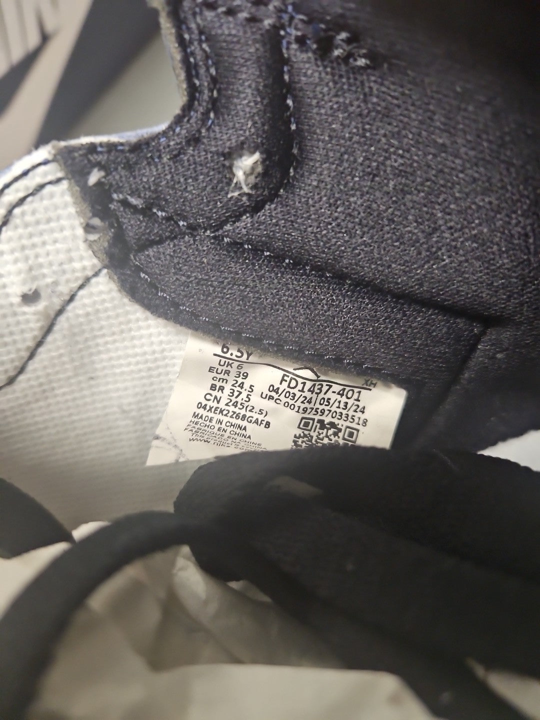 NEW Size 6.5 Youth Nike Air Jordan 1 Retro High OG GS FD1437-401 Midnight Navy