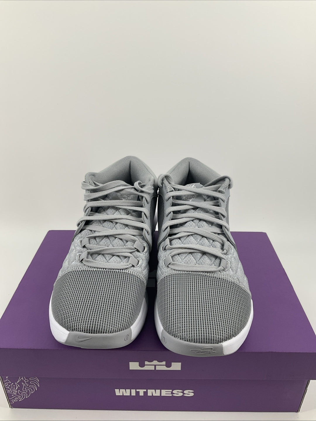 New Size 8 Men's Nike LeBron Witness Viii TB  Wolf Grey FB9944-001