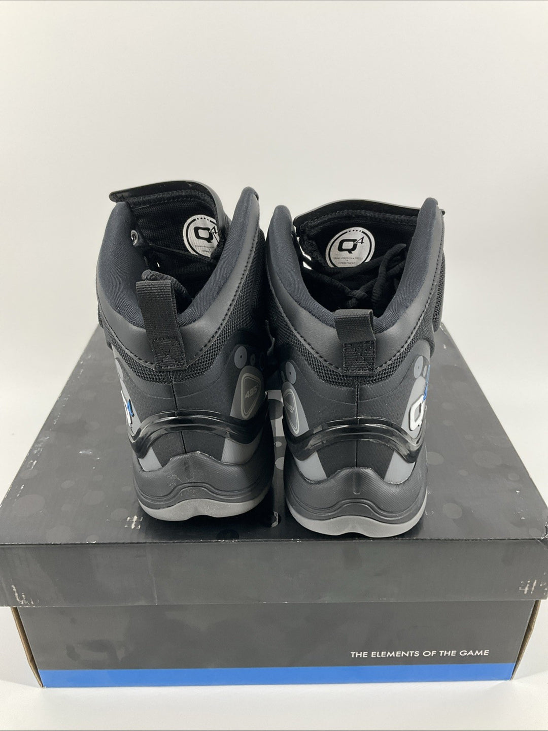 New Size 7 Men Q4 Jet Black Blue Q4MB-013