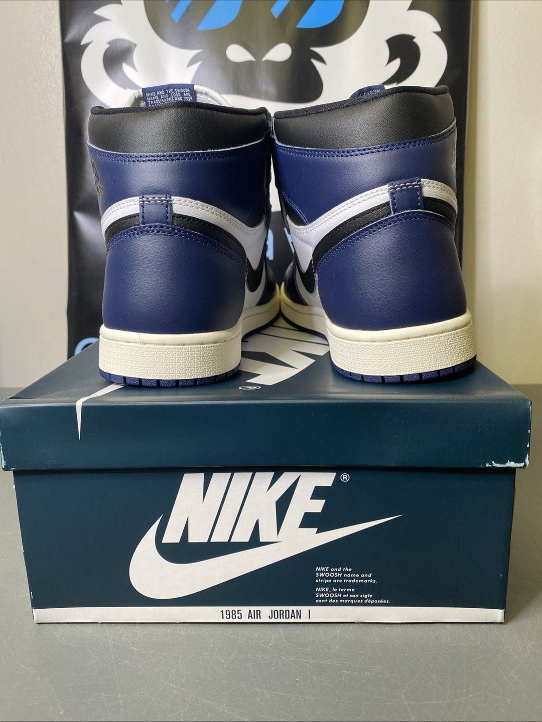 NEW Size 11 Men Nike Air Jordan 1 Retro High OG DZ5485-401 Midnight Navy