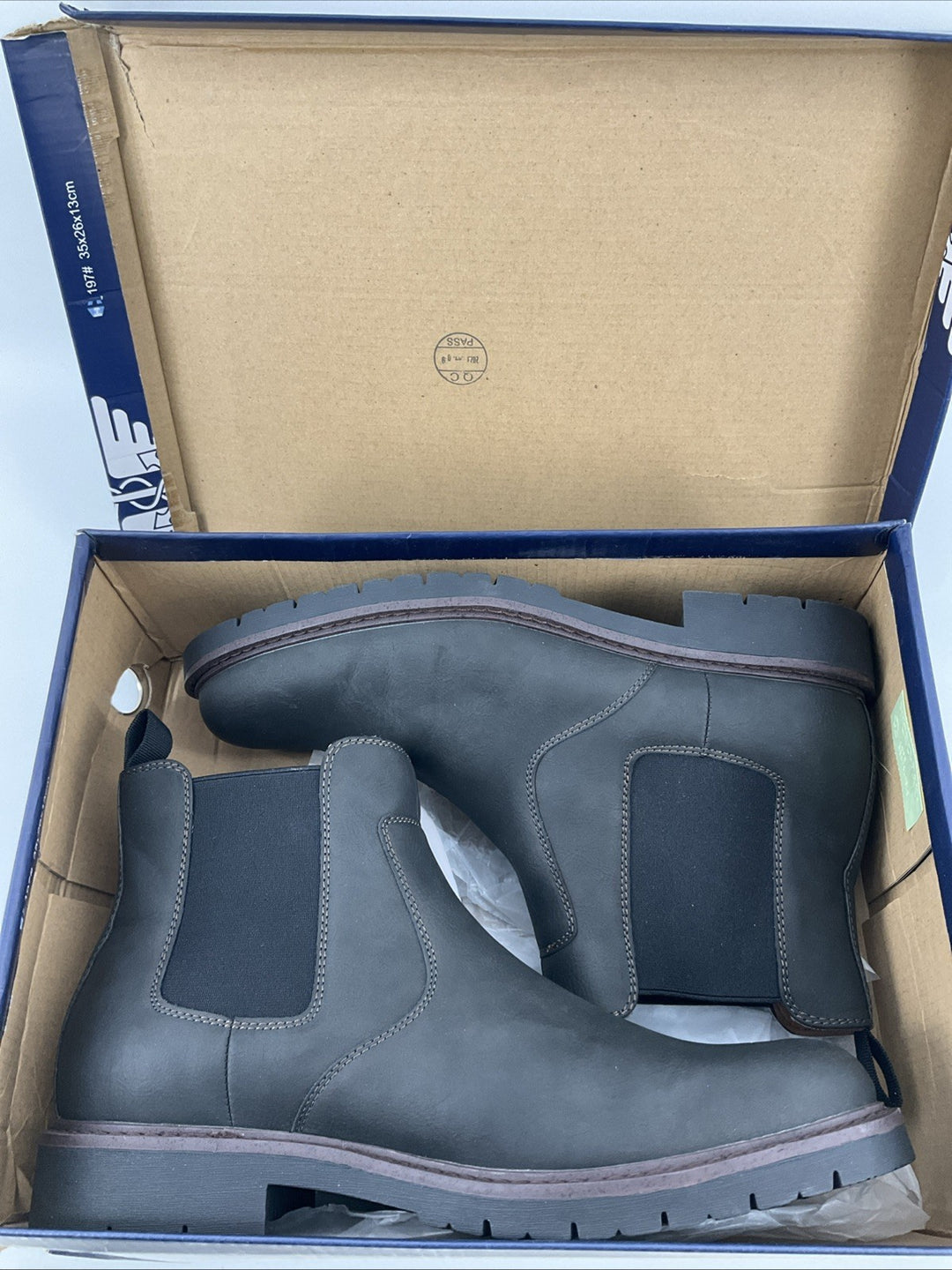 New Size 11 Men Dockers Durham in Black 90-37644
