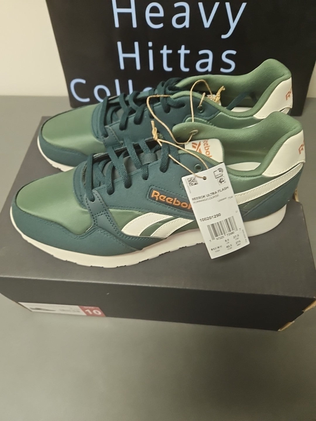 NEW Size Men 10 Women 11.5 Reebok Unisex Ultra Flash  (Green/Chalk) Shoes