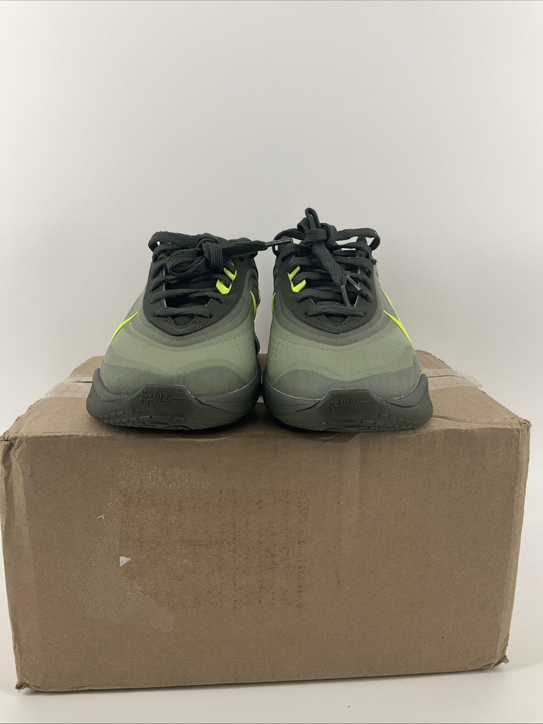 New Size 7.5 Women's Nike A'One Sequoia and Volt Color Way  FZ8605-301