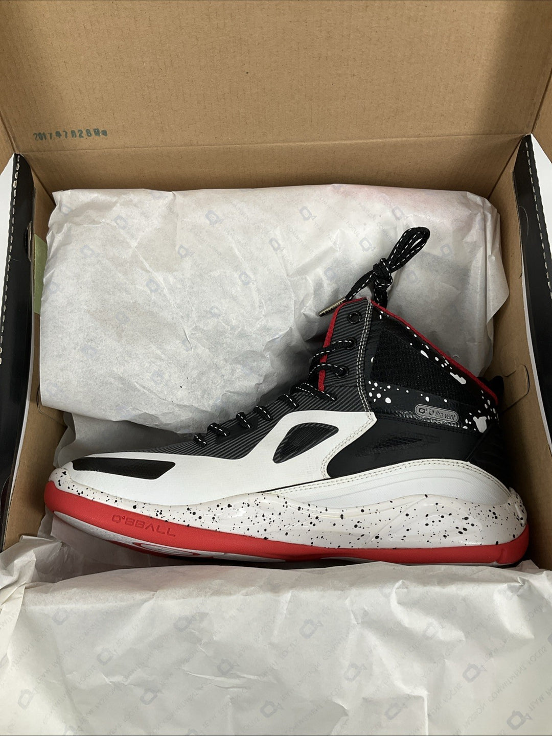 New Size 10 Men Q4 Bright White Black Red Q4MB-009