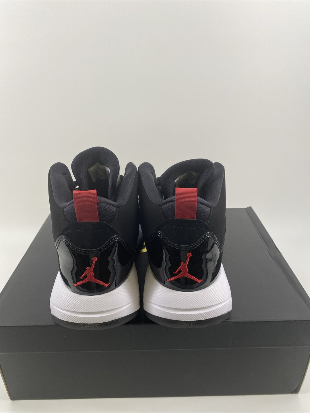 New Size 13 Men's Air Jordan Maxin 200 Black Gym Red  CD6107 001