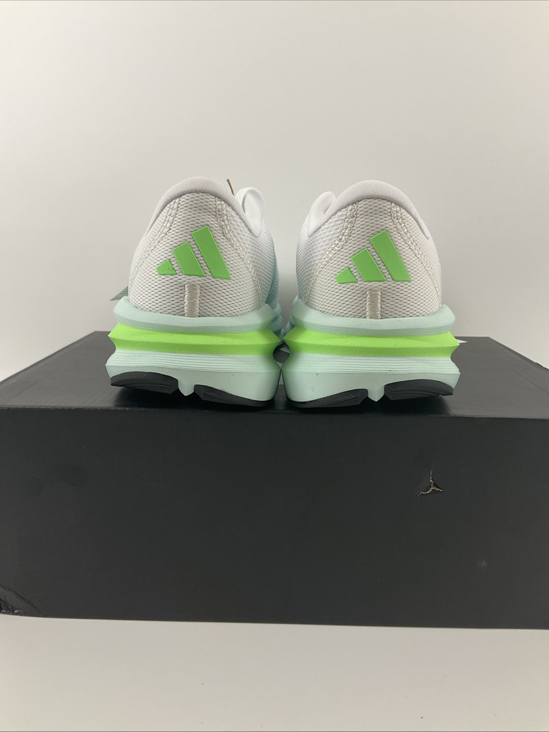 New Size 11 Women Adidas Galaxy 7 JQ2610