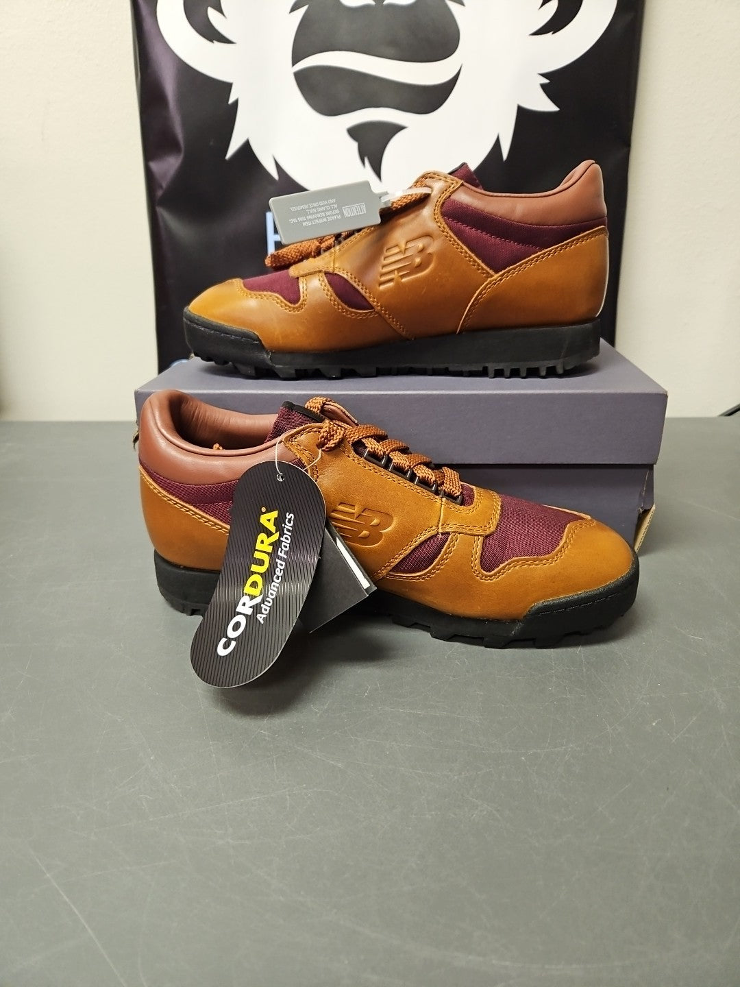 New Size 8 Men 9.5 Women New Balance Rainier Low - UALGSOG  Shoes Brown Red