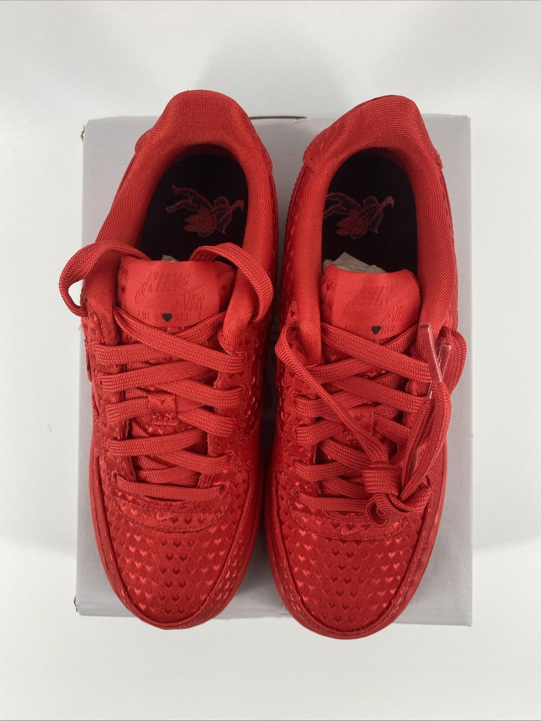 NEW Size 4Y Nike GS Air Force 1 Valentine's Day University Red IQ2748-600