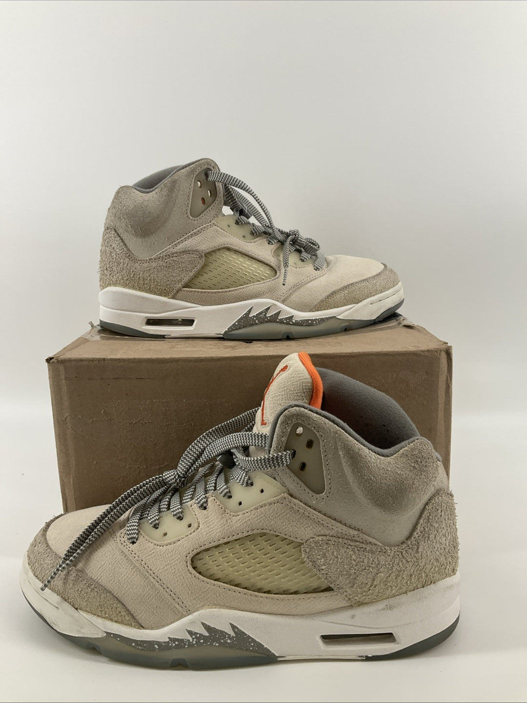 Used Jordan 5 Retro SE Size 8.5 Men FD9222-180