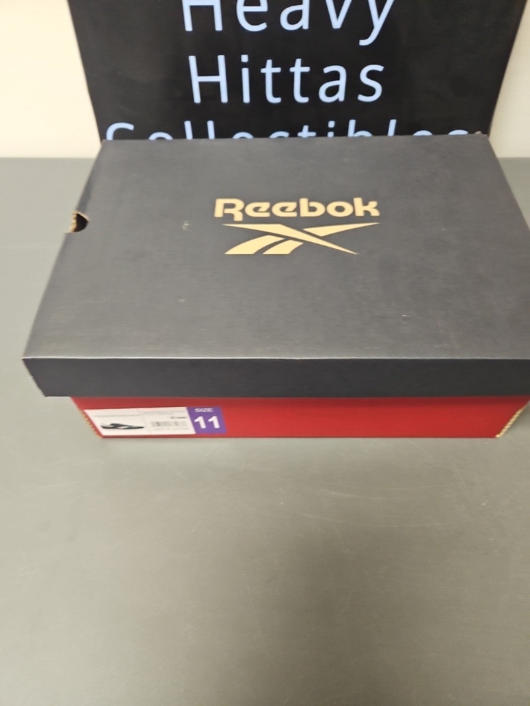 NEW Size Men 11 Women 12.5 Reebok Unisex Ultra Flash  (Green/Chalk) Shoes