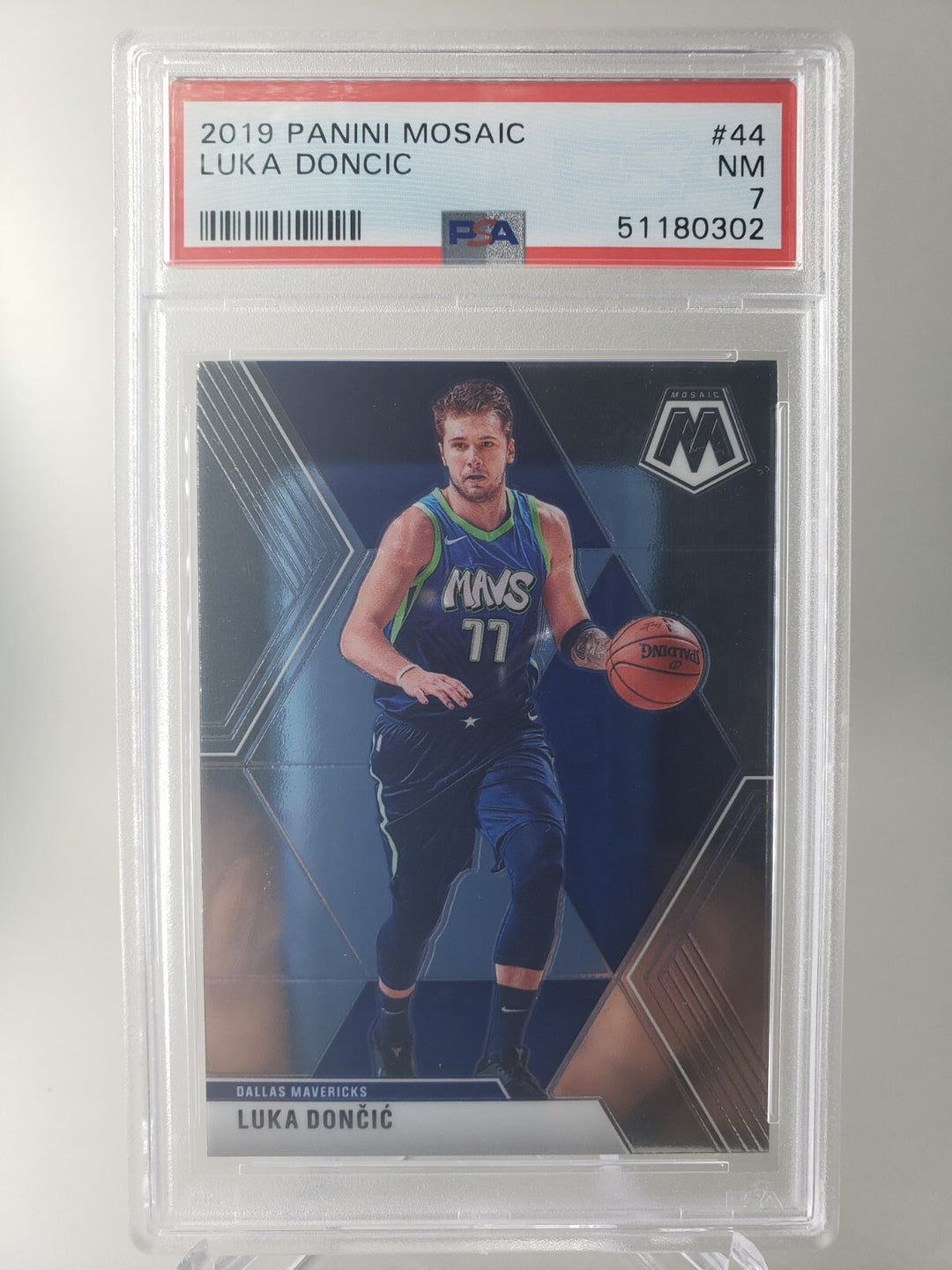 2019 Panini Mosaic Luka Doncic PSA 7 NM #44 Dallas Mavericks