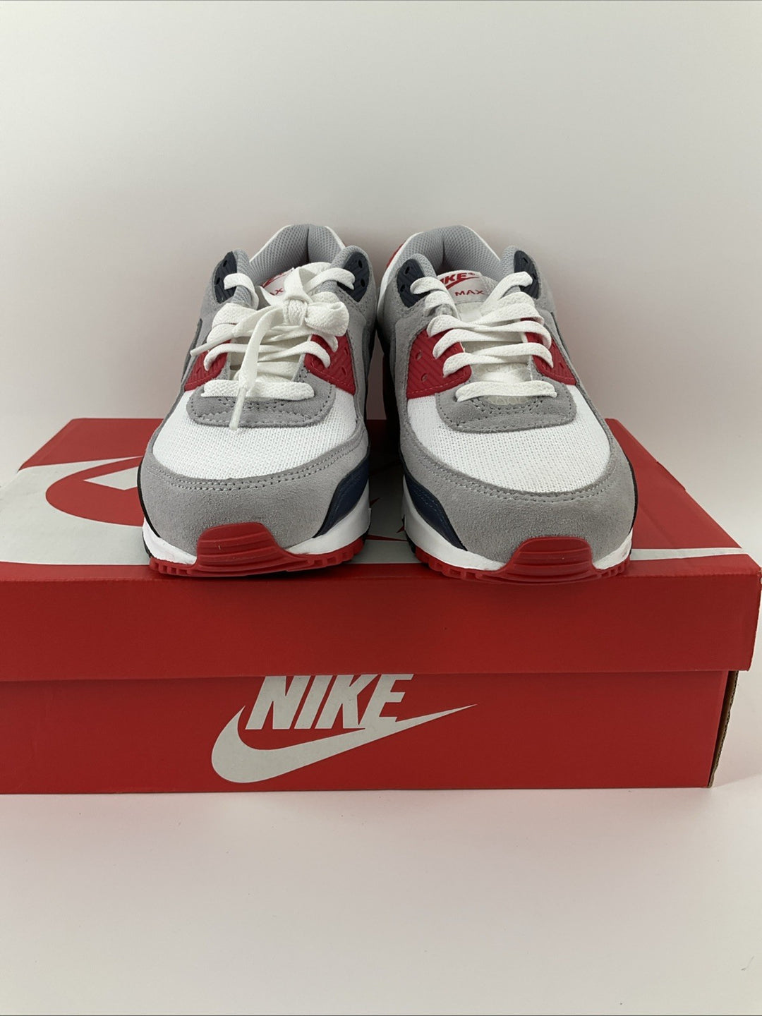 New Size 8.5 Men Nike Air Max 90 Mens  DM0029-117