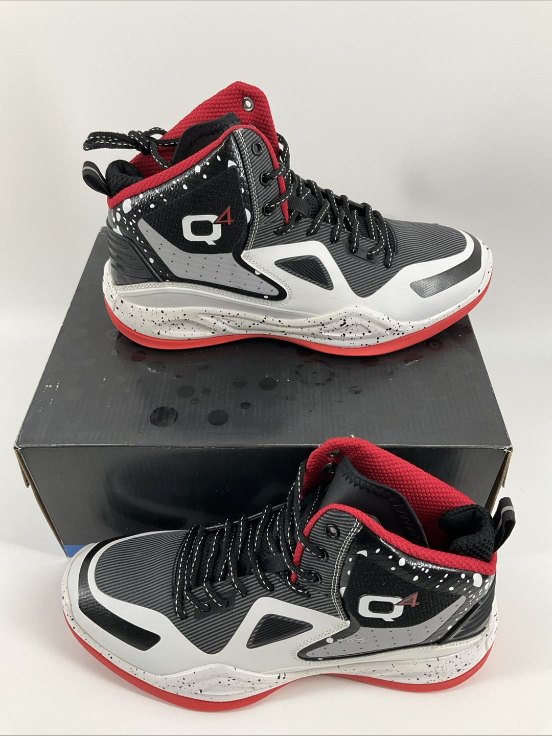 New Size 10 Men Q4 Bright White Black Red Q4MB-009