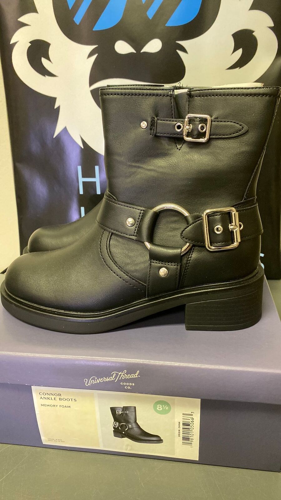 Boots - Size 8.5W Connor Ankle Boots, Memory Foam, Black