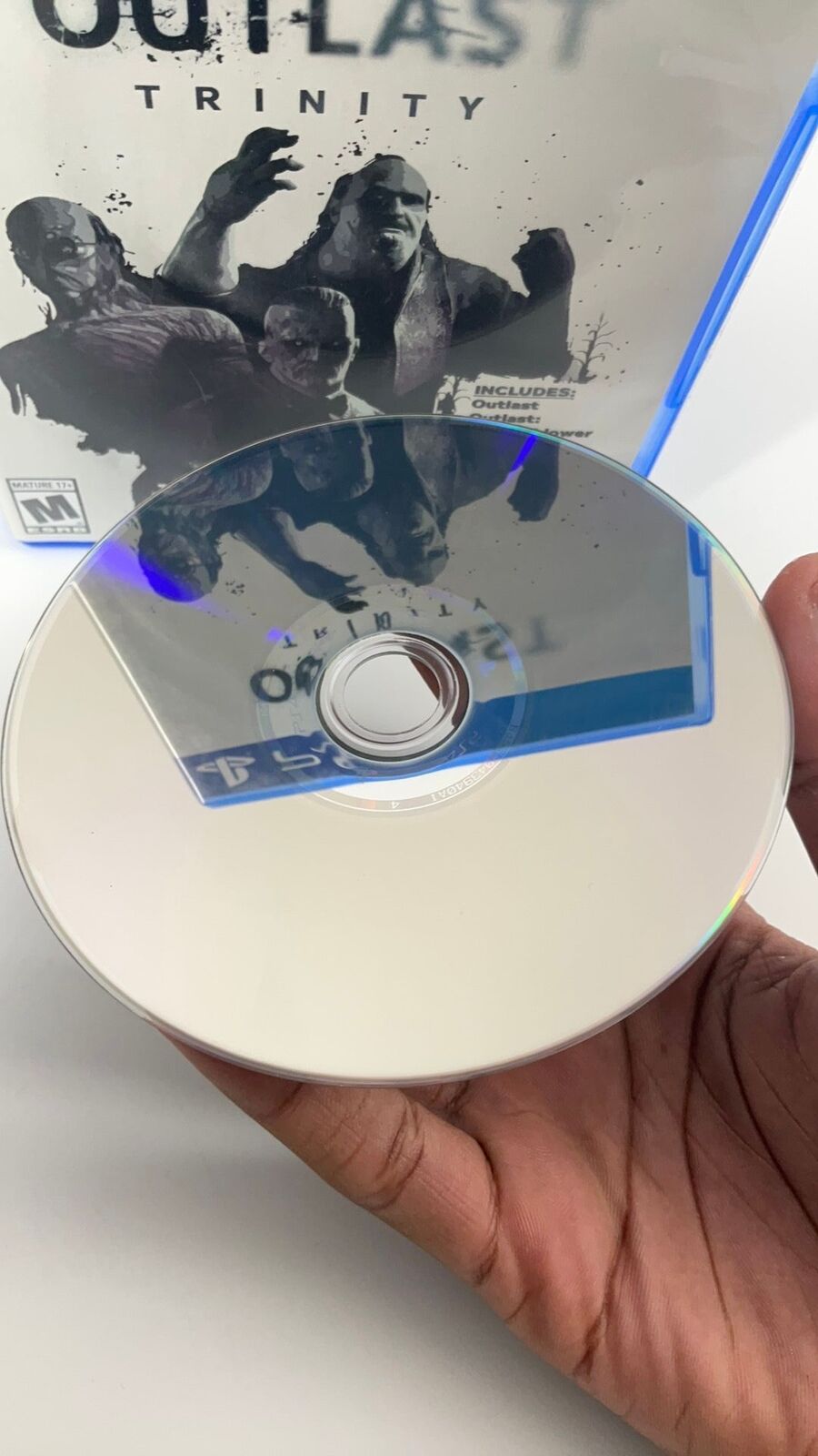 PS4 – Outlast Trinity – CIB