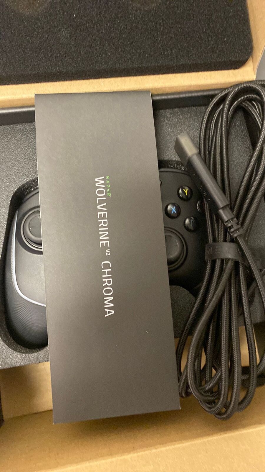 Xbox One / Xbox Series X|S - Razer Wolverine V2 Chroma Controller - Open Box