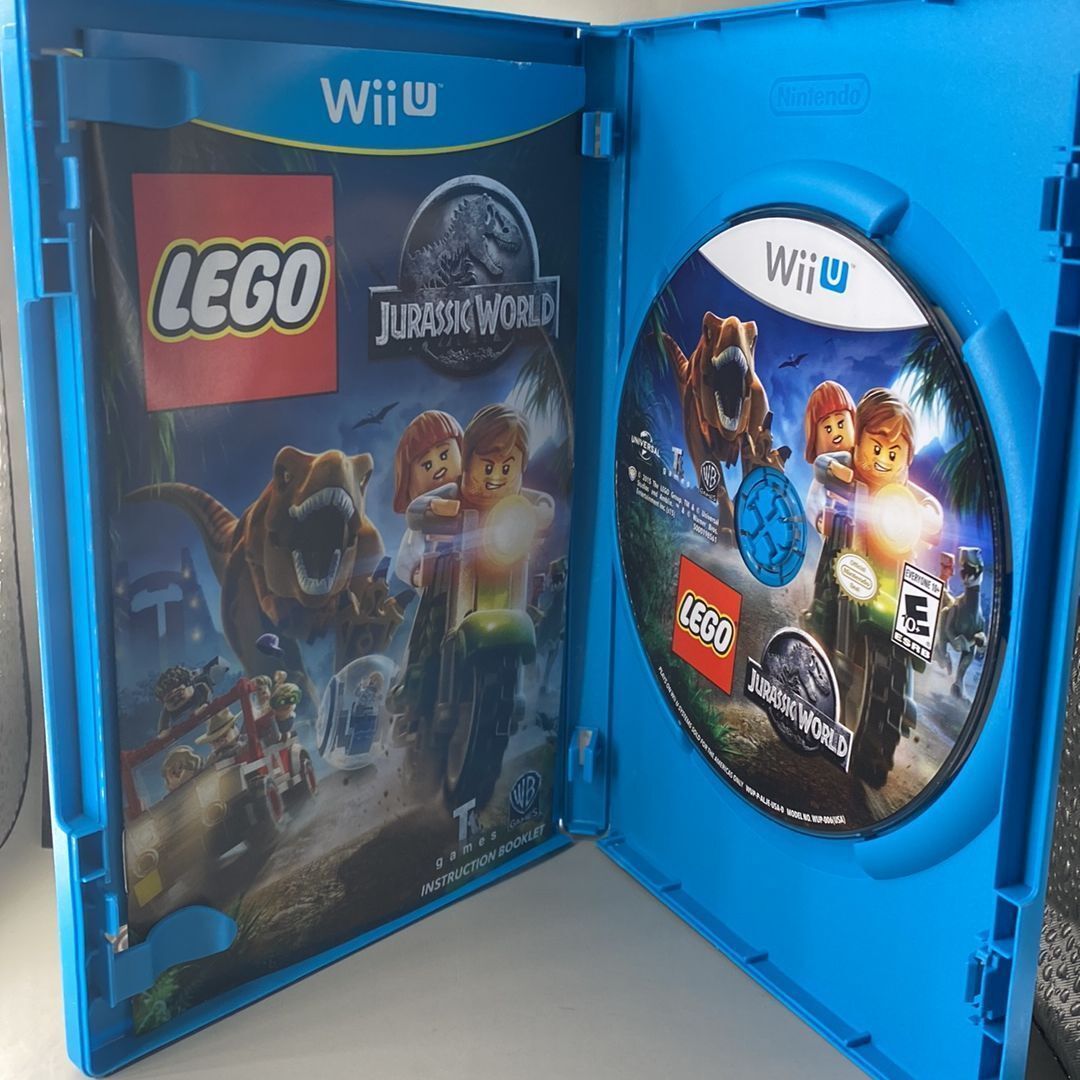 Wii U - LEGO Jurassic World - CIB