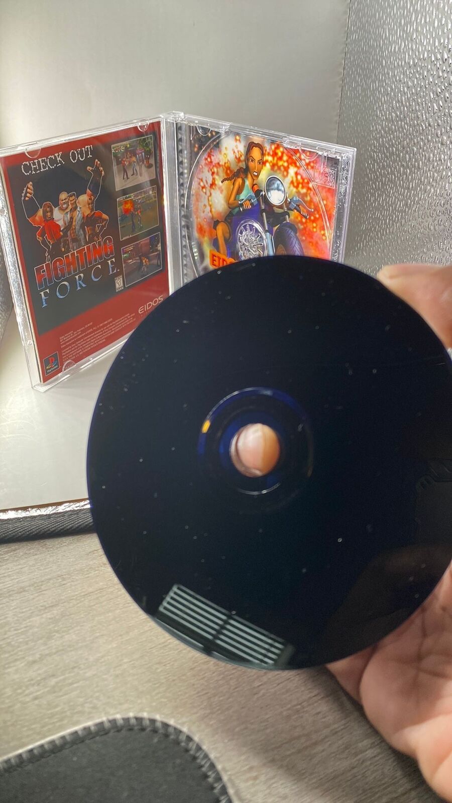 PS1 – Tomb Raider II – CIB