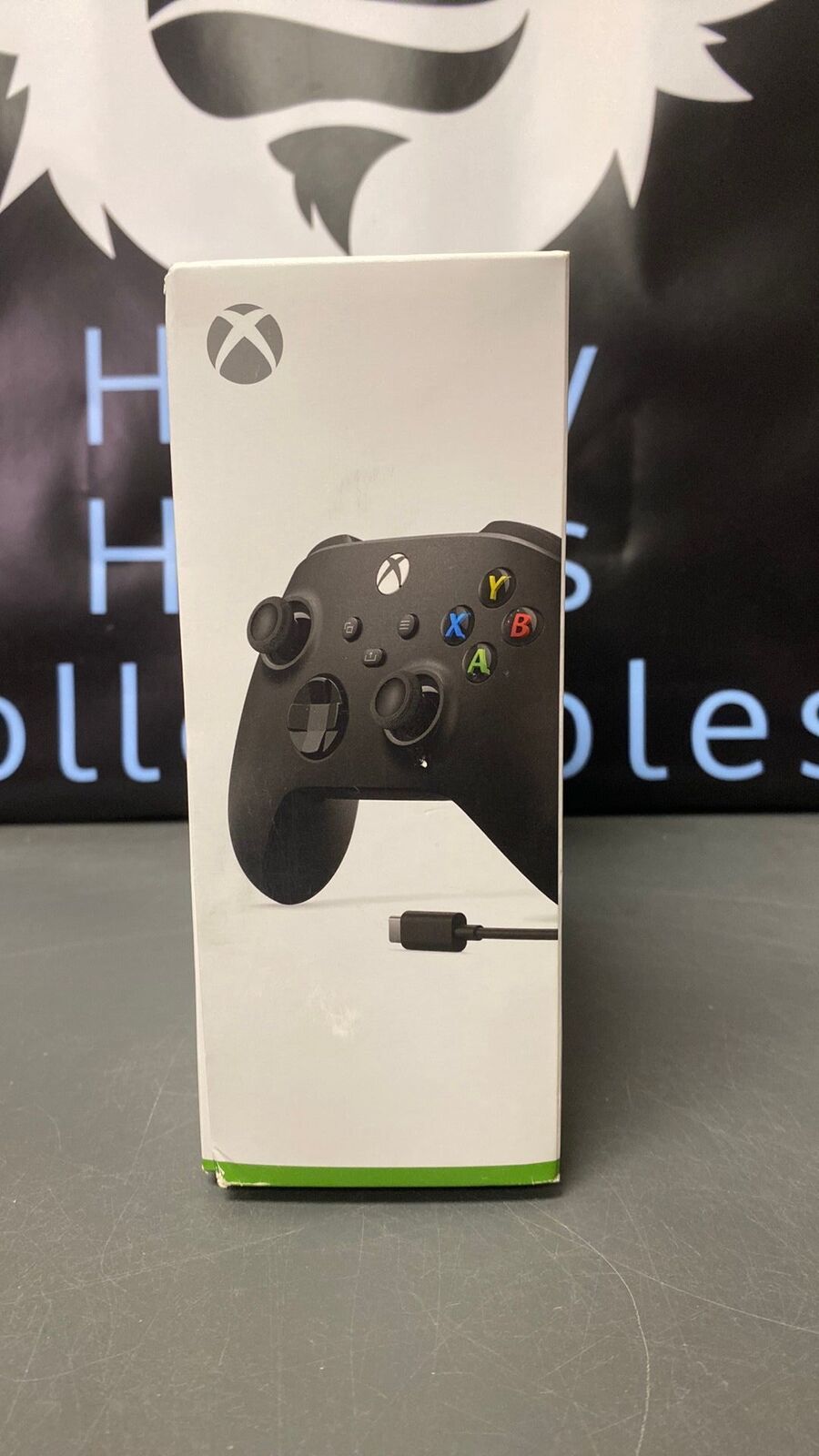 Xbox One / Xbox Series X|S - Black Controller with USB-C Cable - New