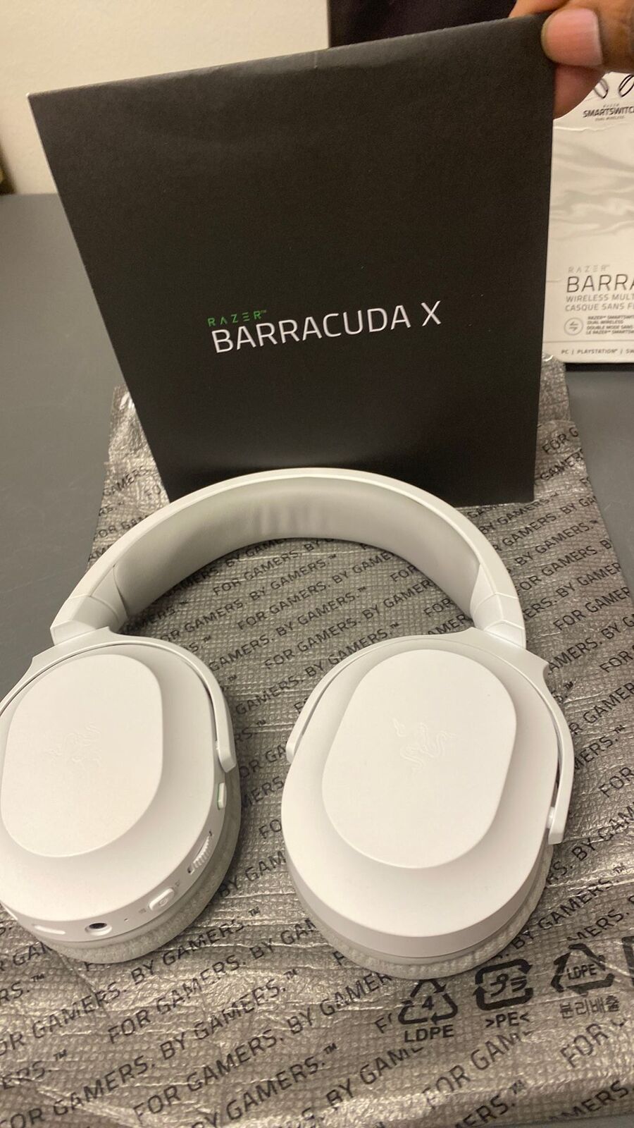 Razer Barracuda X Mercury Edition Retail $100 New